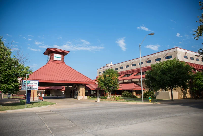 INTEGRIS Medical Center Entrance