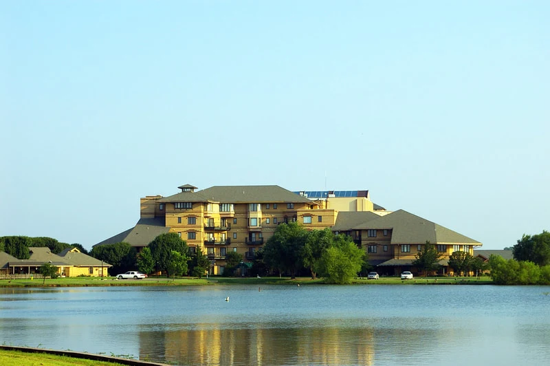 Golden Oaks Village